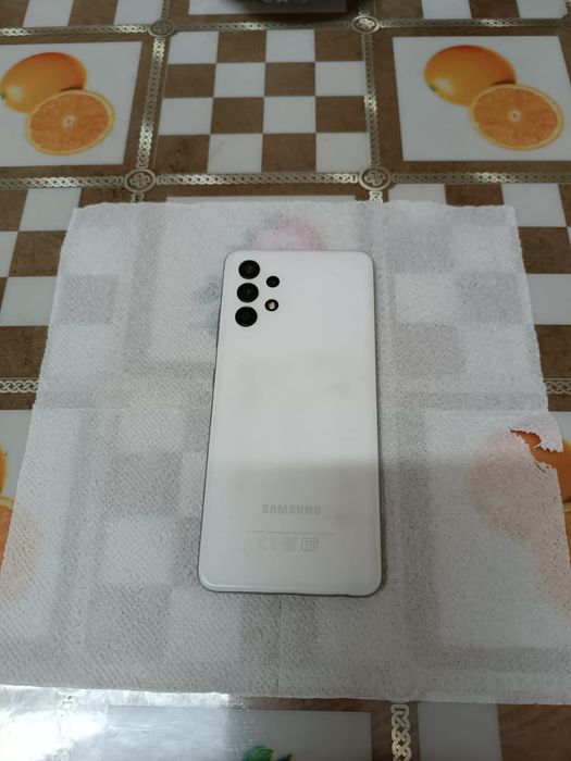 Продам Самсунг А 32.