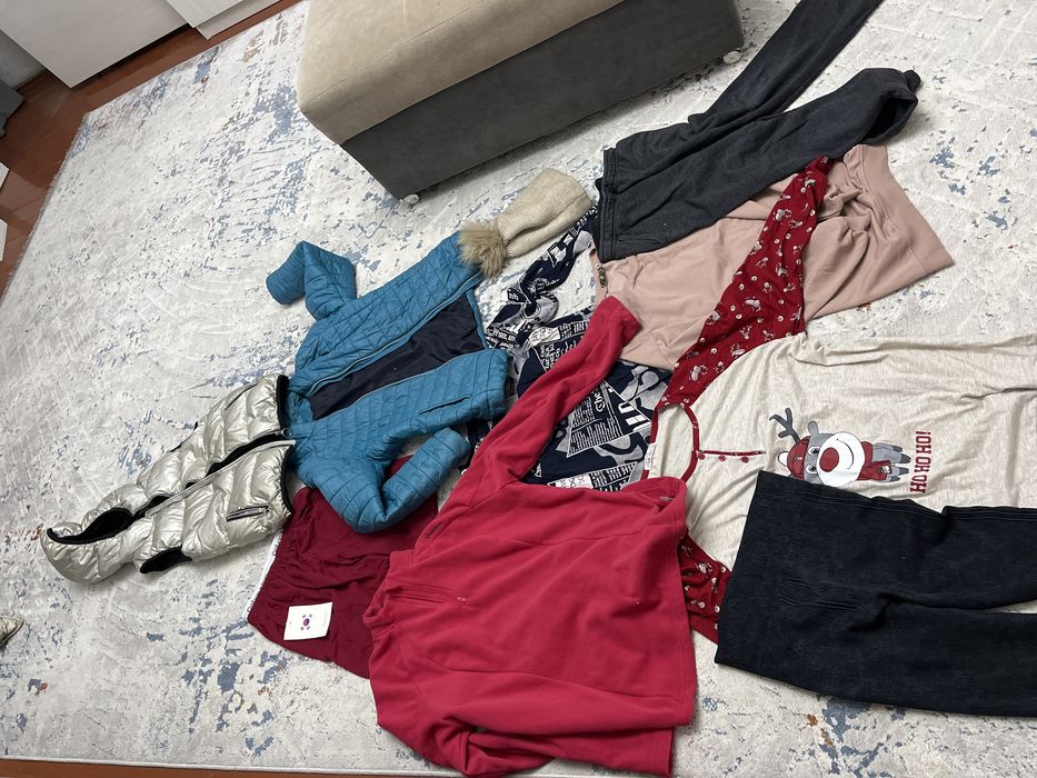 Продаются женские вещи