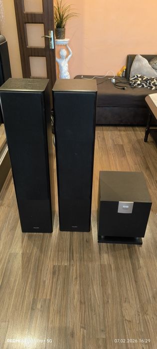 2бр подови тонколони Pioneer ,2бр сараунд,1бр център и  активен буфер