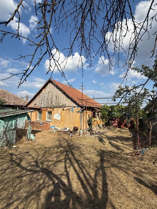 Casa de locuit plus teren