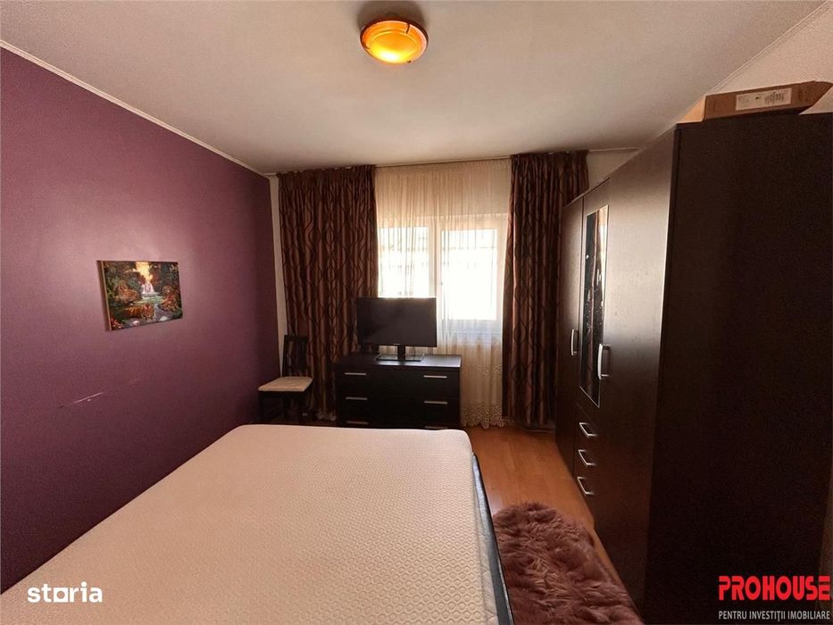 3 Camere decomandat zona GEPEX