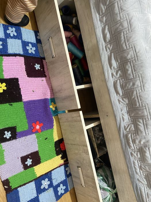 Продам кровать для спальни