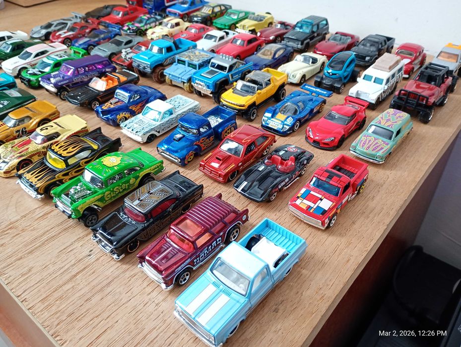 Метални колички Hot Wheels Matchbox Хот Уилс Мачбокс Welly Maisto