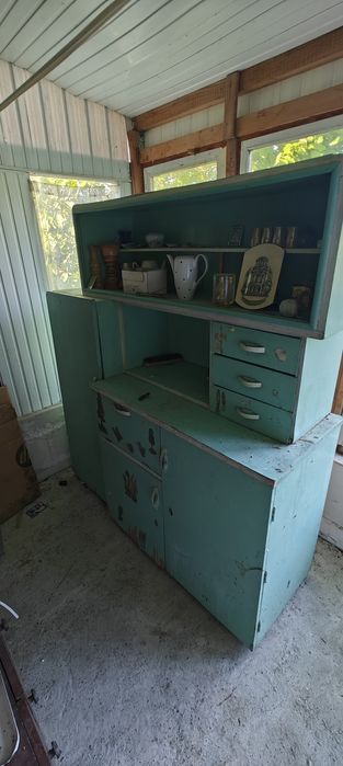 Donez dulap comunist