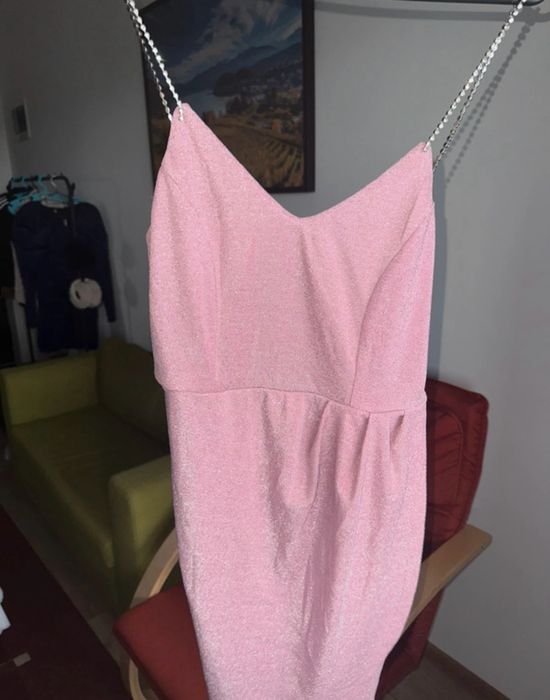 Rochie scurta mulata roz