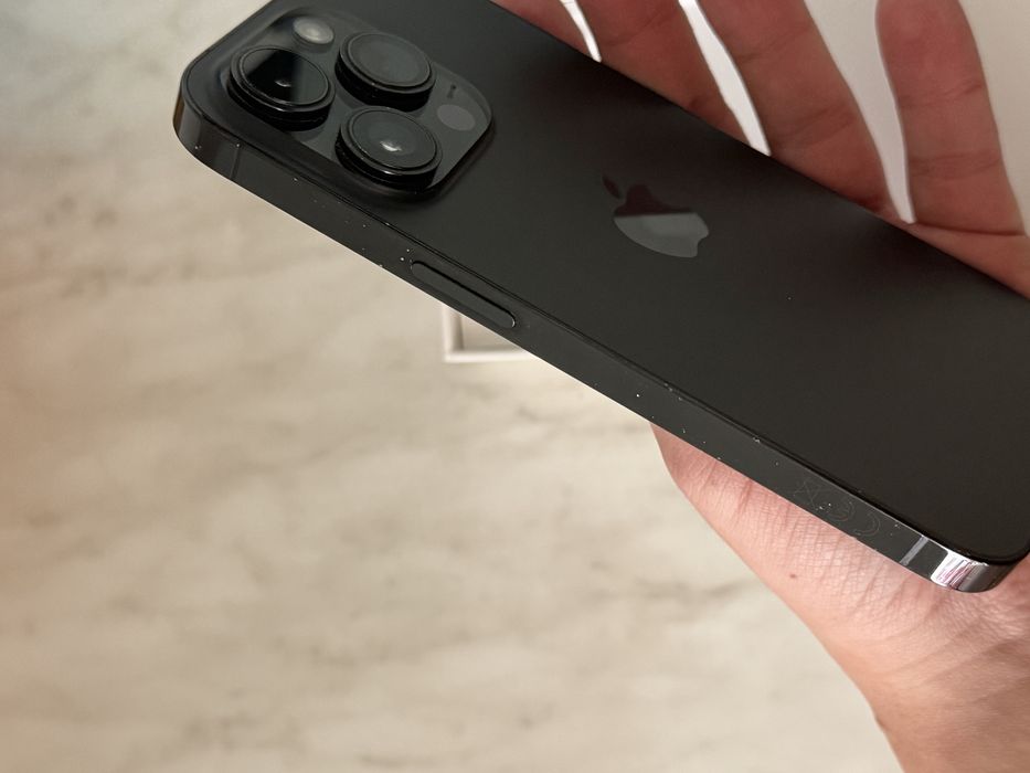Iphone 14 Pro 74% baterie
