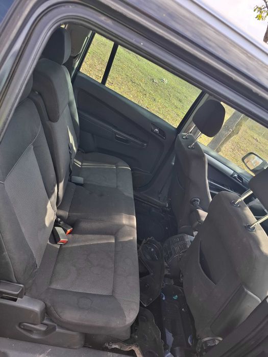 Opel Zafira B 2013