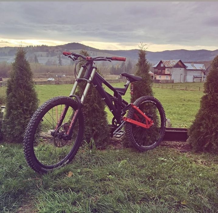 Schimb cadru downhill