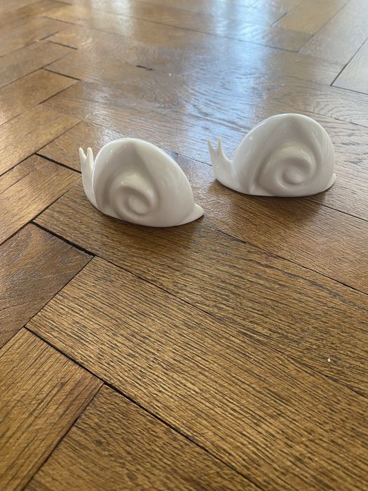 Порцеланов охлюв сувенир