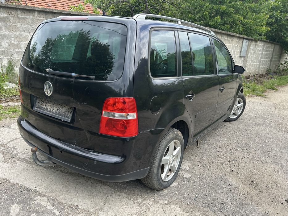 VW Touran 2.0 tdi DSG  140кс На части BKD