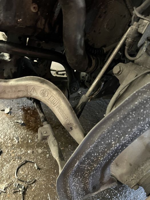 Fuzeta bmw f30 f32 f34 f36 x drive 4x4 planetara stanga dreapta fata