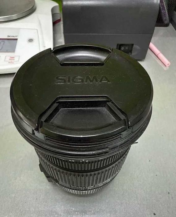 Оюъектив Sigma 17-50 (Canon)