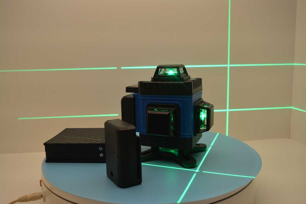 New CONTINE doua Batteries  Reducere Nivela unda Green 4D profesionala 16 linii telecomanda inclusa  Nou Nivelă laser kkamoon 4D 16 linii fascicul und