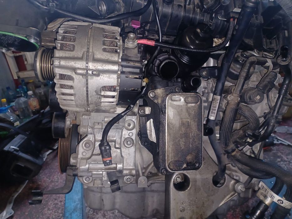 Motor bmw n47d20c 2.0 184cp injectoare alternator compresor clima elec