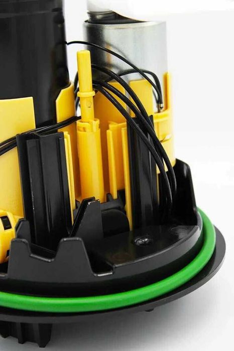 Електрическа горивна помпа, с OEM номер: A/222/470/00/94.  А102