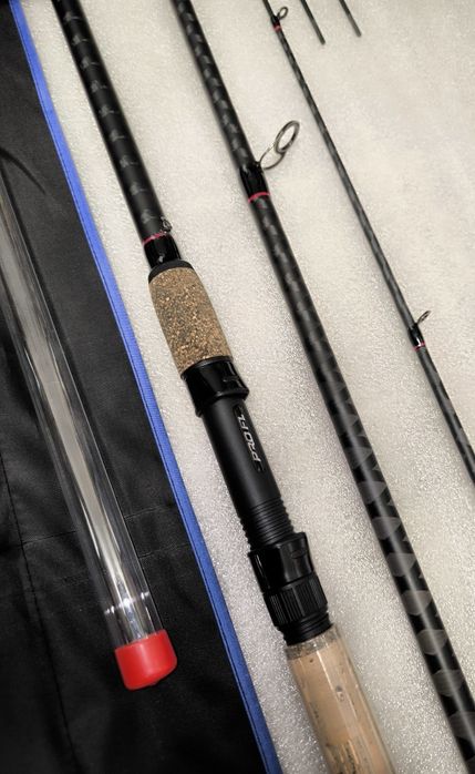 Feeder PRO FL Strategist Spod 3,9 M 100-300g New 2025