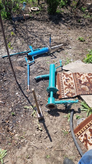 Бурение скважин.