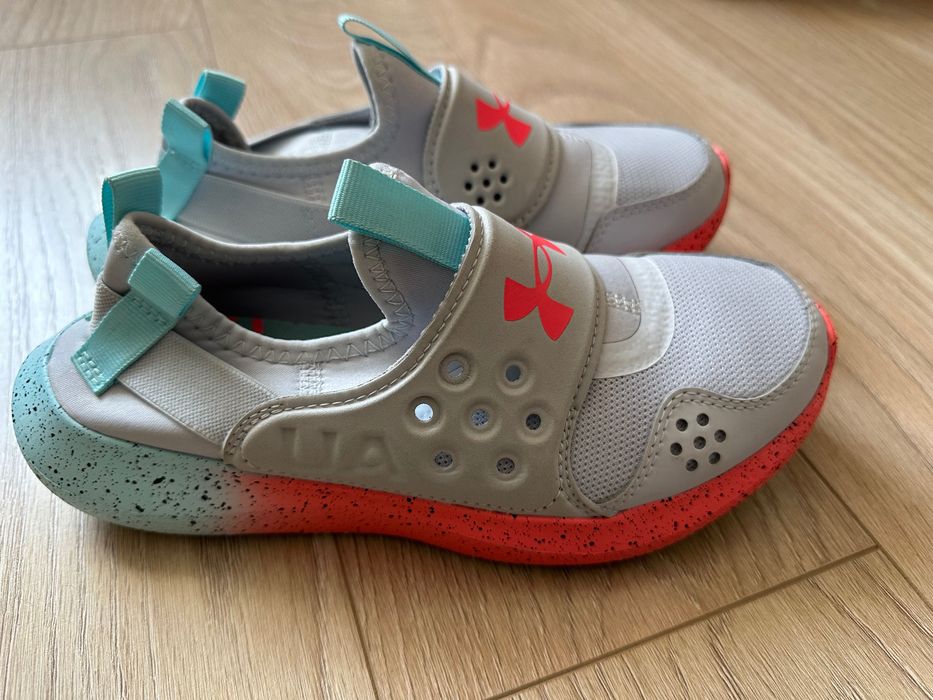 Продавам Чисто нови маратонки Under Armour