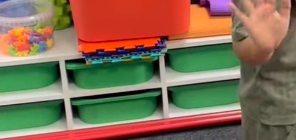 Стеллаж IKEA с ячеек  выдвижными 10 штук ячеек пластиковых