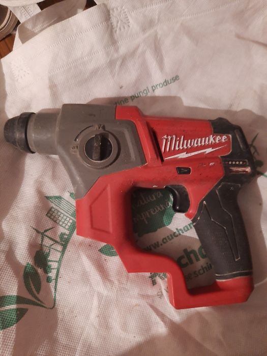 Milwaukee rotopercuto 12v fuel