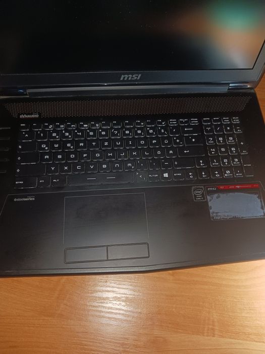Vând laptop msi gt72 2pe dominator pro+ notebook cooler slim Hama