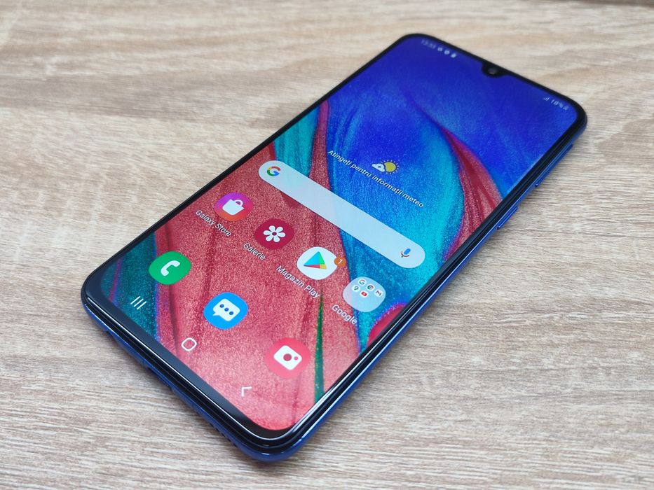 Samsung Galaxy A40 64GB 4GB RAM Blue IMPECABIL CA NOU