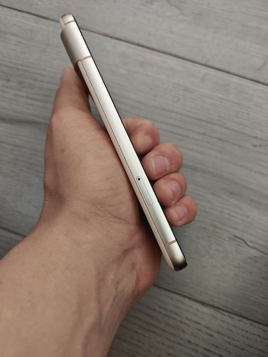 Google Pixel 8 128GB Gold