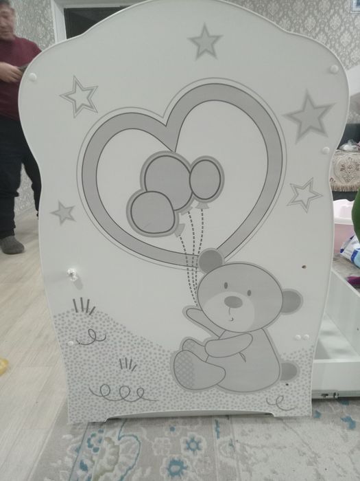 Продам детскую кроватку