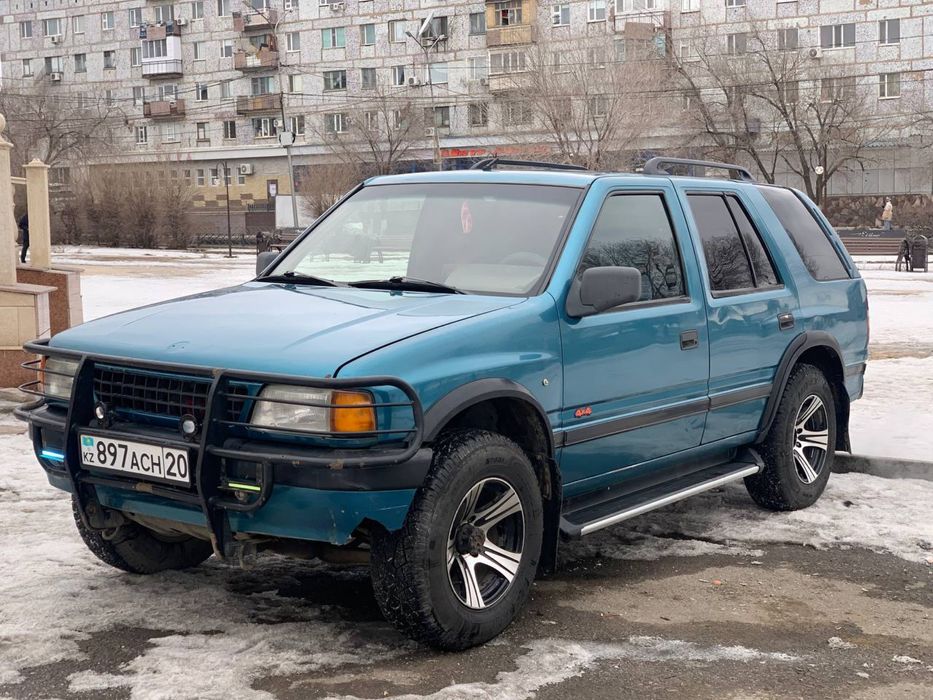 Opel fronterra 1993 2,4i