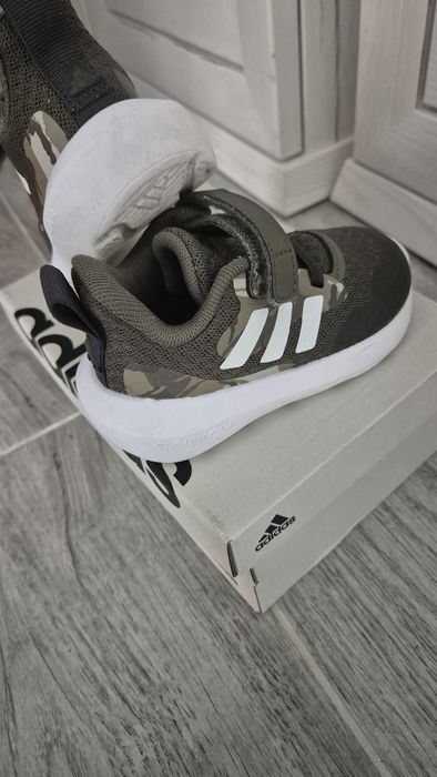 Детски маратонки  Adidas и Geox