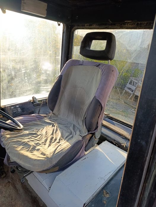 Трактор МТЗ 1221