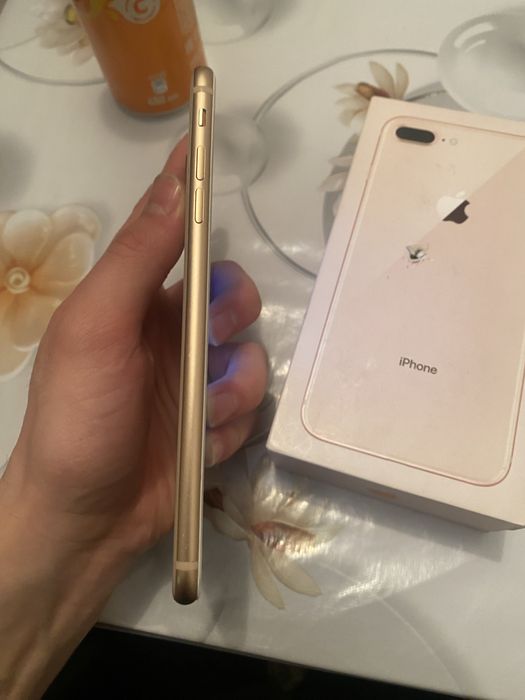 Продам айфон 8+ 64gb