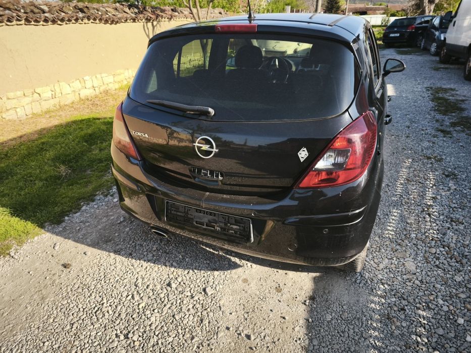 На части Opel Corsa D 1.4 бензин