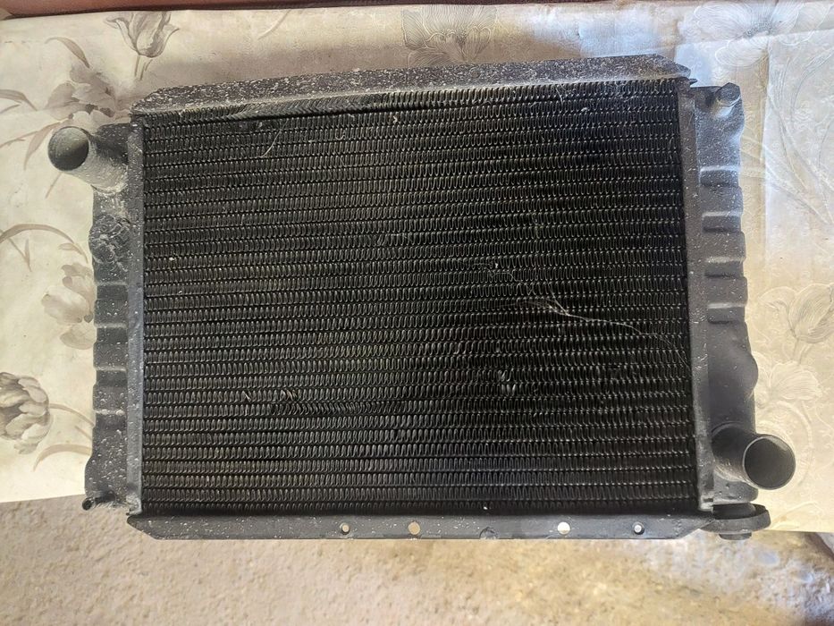 Vand radiator de dacie