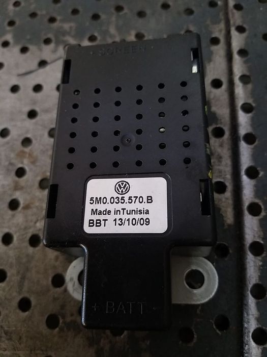 Amplificator antena radio vw golf 6 5k 5m0035570b