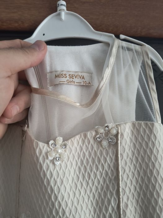 Rochiță pentru fetițe