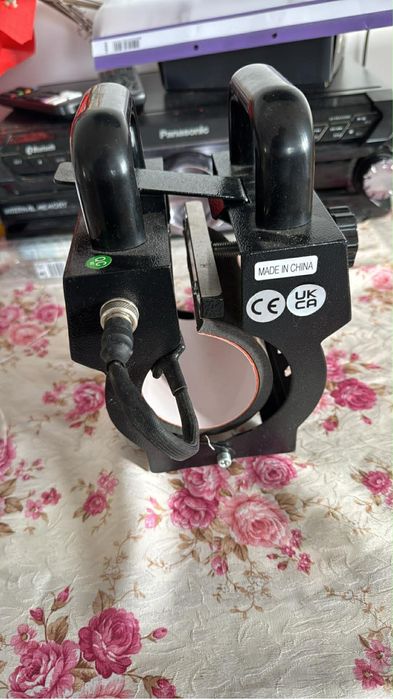 Presă termică pentru căni