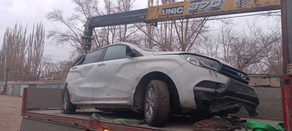 Lada XRay на разбор