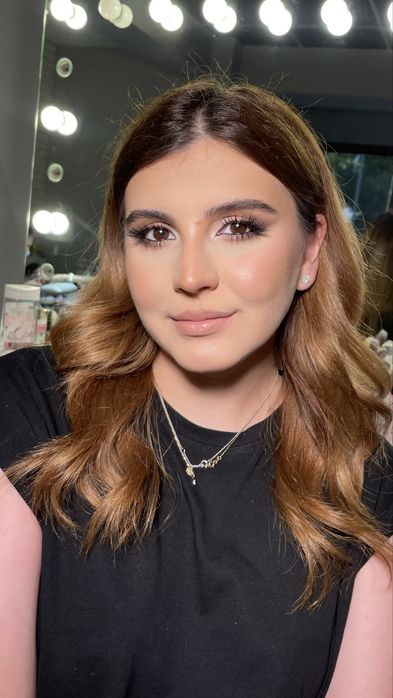 Machiaj profesional constanta!