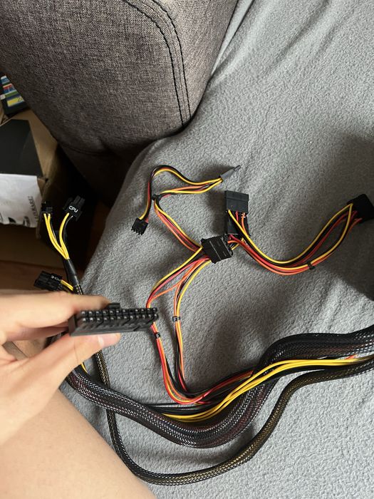 Sursa Segotep 550W 6+2