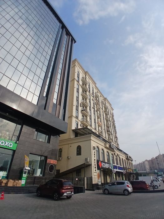 Сдаётся по суточно  квартира в центре Города!!!