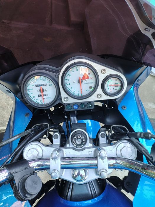 Kawasaki ZR 7S de vânzare