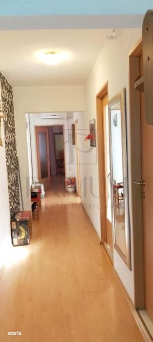 Dambovita - Bloc Izolat - 3 Camere - Etaj 2 - Centrala Proprie - 2 Bai