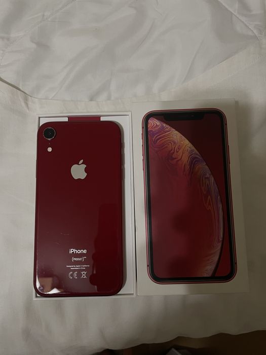 iPhone XR Red 64GB – като нов!