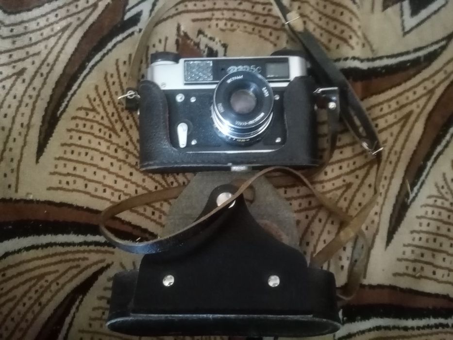 Продам фотоаппарат ДЭD5c
