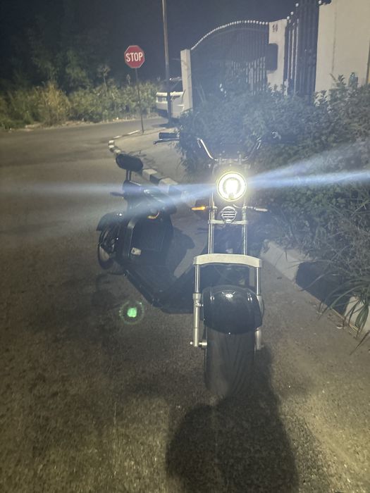 Vand scuter electric