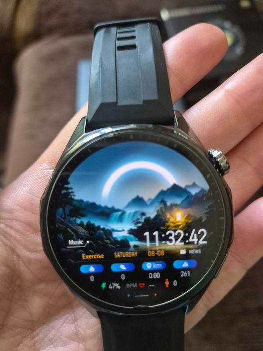 Смарт часовник Huawei watch GT 6 с 2 години гаранция