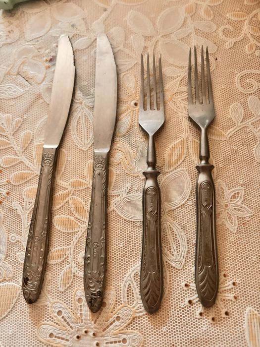 Ложки вилки по 1000