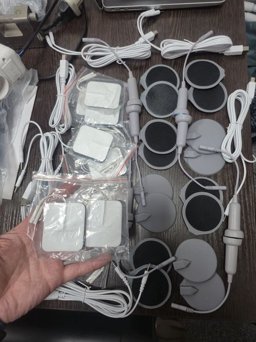 Lapka bachonka zinda shunurlari geliviy nasadkalar barchasi mavjud.