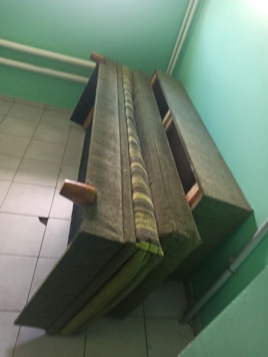 Диван в хорошим состоянии